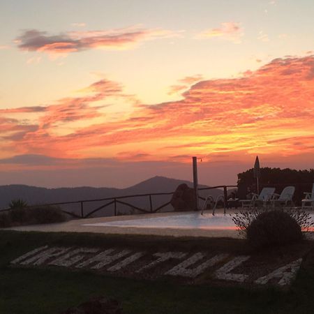 Agriturismo Irghitula Посада Экстерьер фото