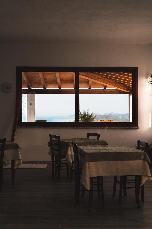 Agriturismo Irghitula Посада Экстерьер фото