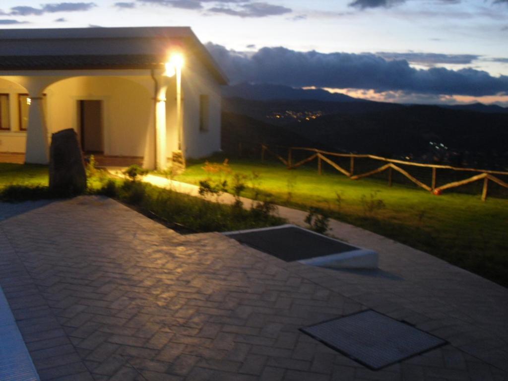 Agriturismo Irghitula Посада Экстерьер фото